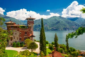 Relájese junto al pintoresco lago de Como